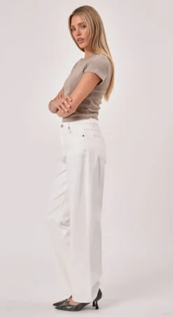 Abrand - Carrie Jean Bianco - Womens Fashion