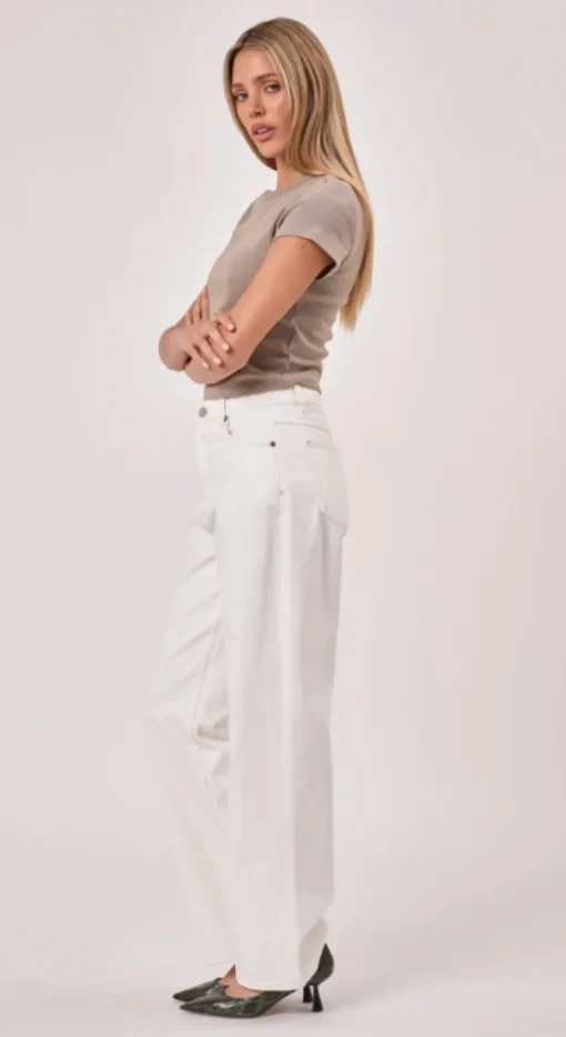 Abrand - Carrie Jean Bianco - Womens Fashion