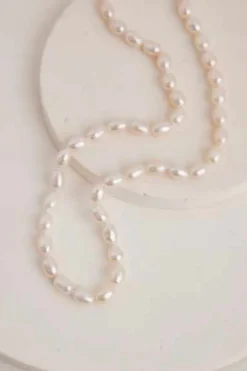 Alba Necklace