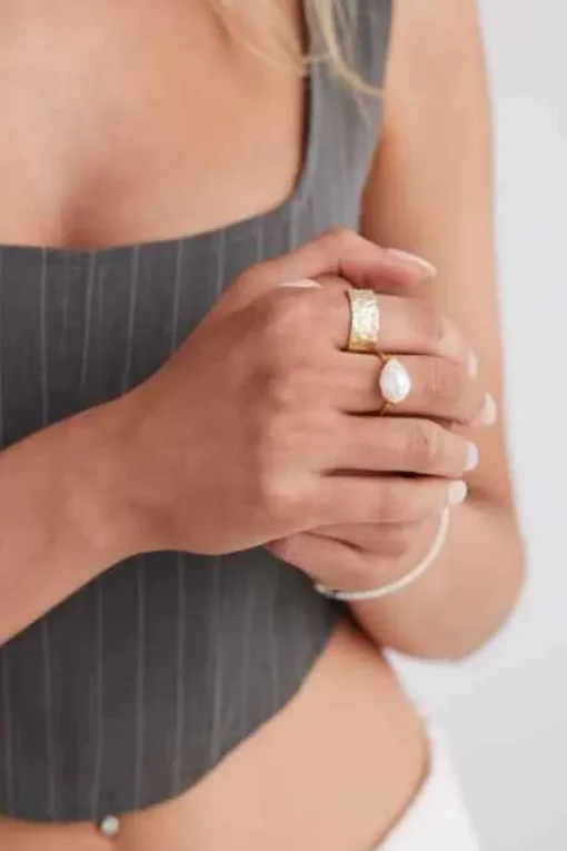Ari Ring