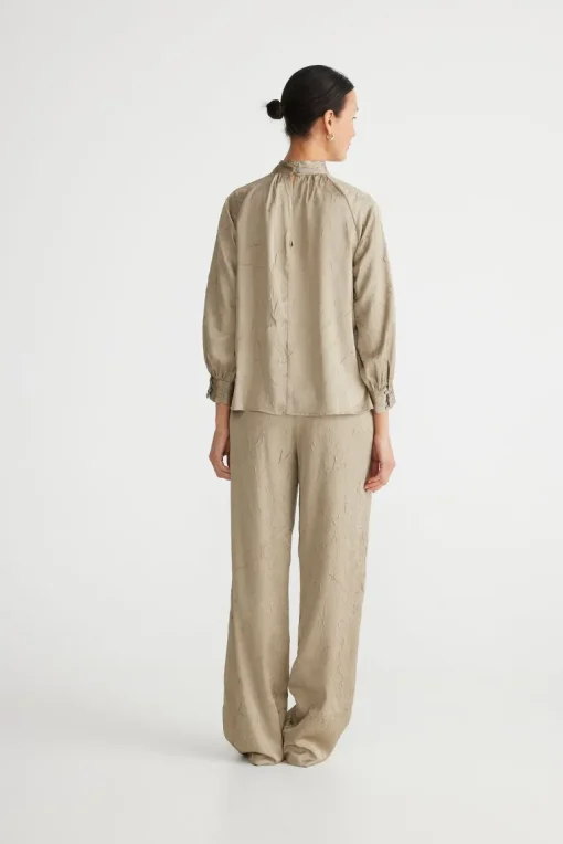 Brave & True - Antoinette Top - Moss - Womens Fashion