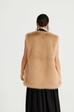 Brave & True - Aspen Fur Vest - Walnut - Womens Fashion