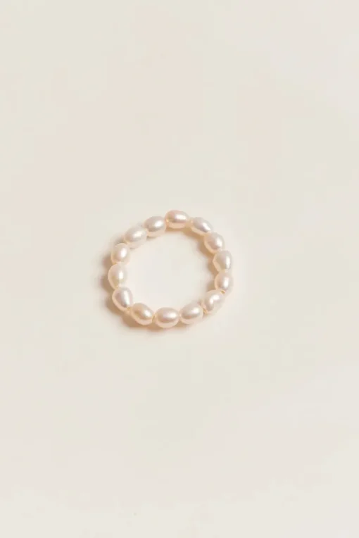 Daisy Pearl Ring