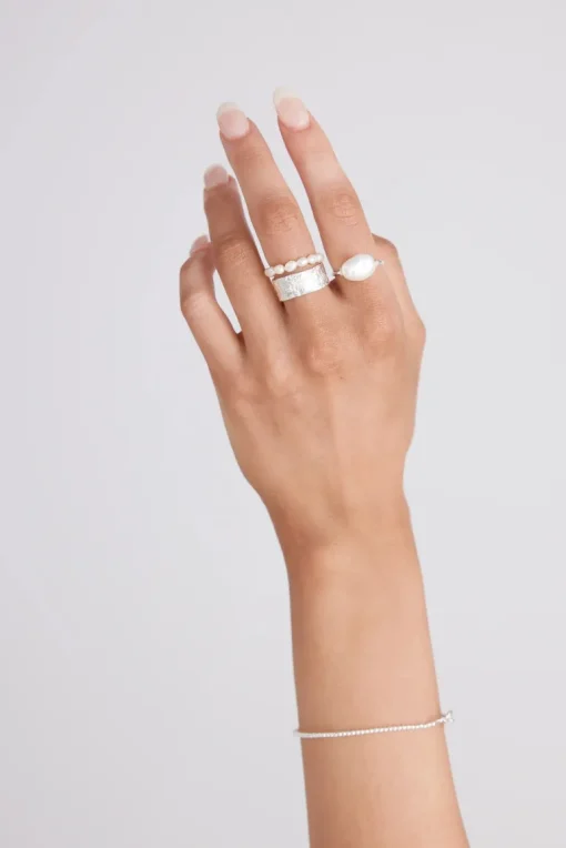 Daisy Pearl Ring