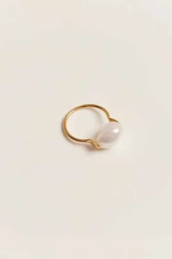 Esme Pearl ring