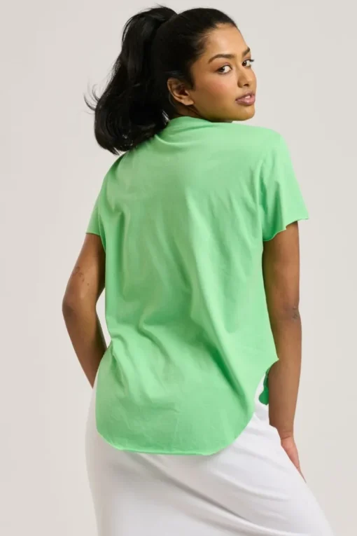 est. 1971 - Raw T-shirt - Apple Green - Womens Fashion