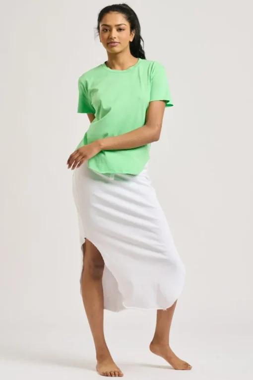 est. 1971 - Raw T-shirt - Apple Green - Womens Fashion