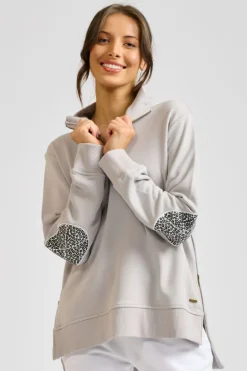est. 1971 - The Collar Sweatshirt - French Grey / Leopard - Womens Fashion