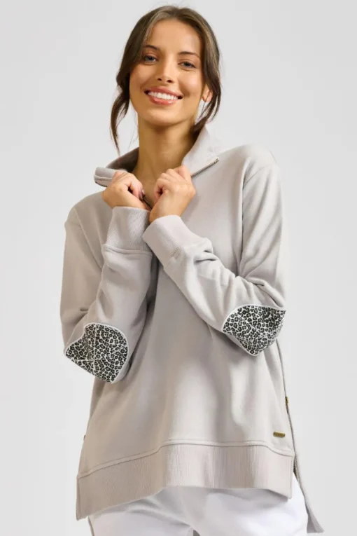 est. 1971 - The Collar Sweatshirt - French Grey / Leopard - Womens Fashion