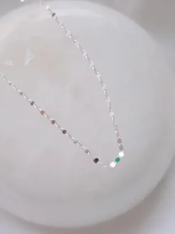 Lily Necklace