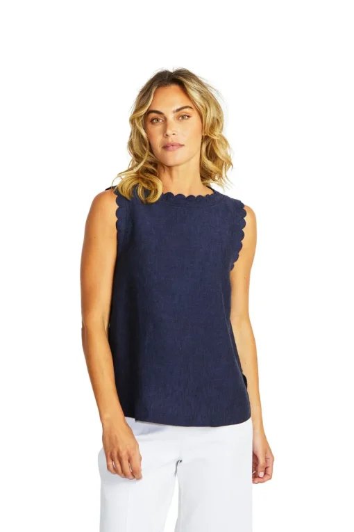 Lucy Linen Scallop Top | Navy