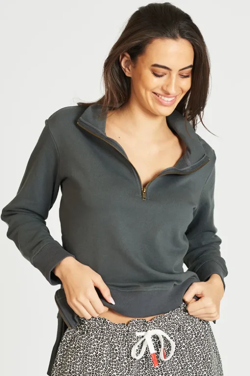 The Collar Sweatshirt - Coal / Leopard